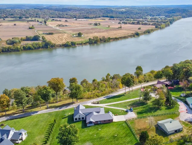 $995,000 | 17605 Buzzard Roost Road, Cannelton, IN 47520
