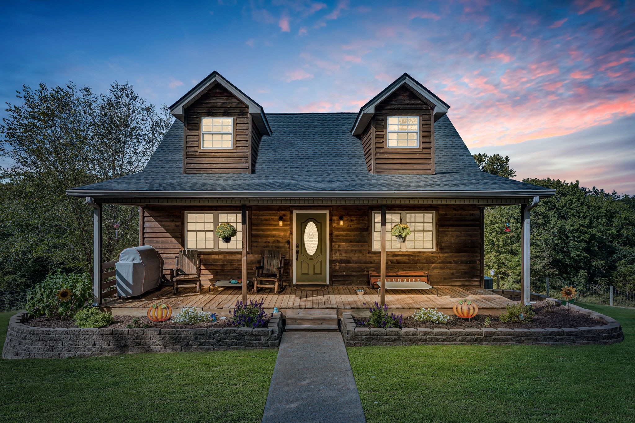 2188 Hicks Lane Columbia, TN 38401 - Photo 1 of 61 a front view of a house with garden