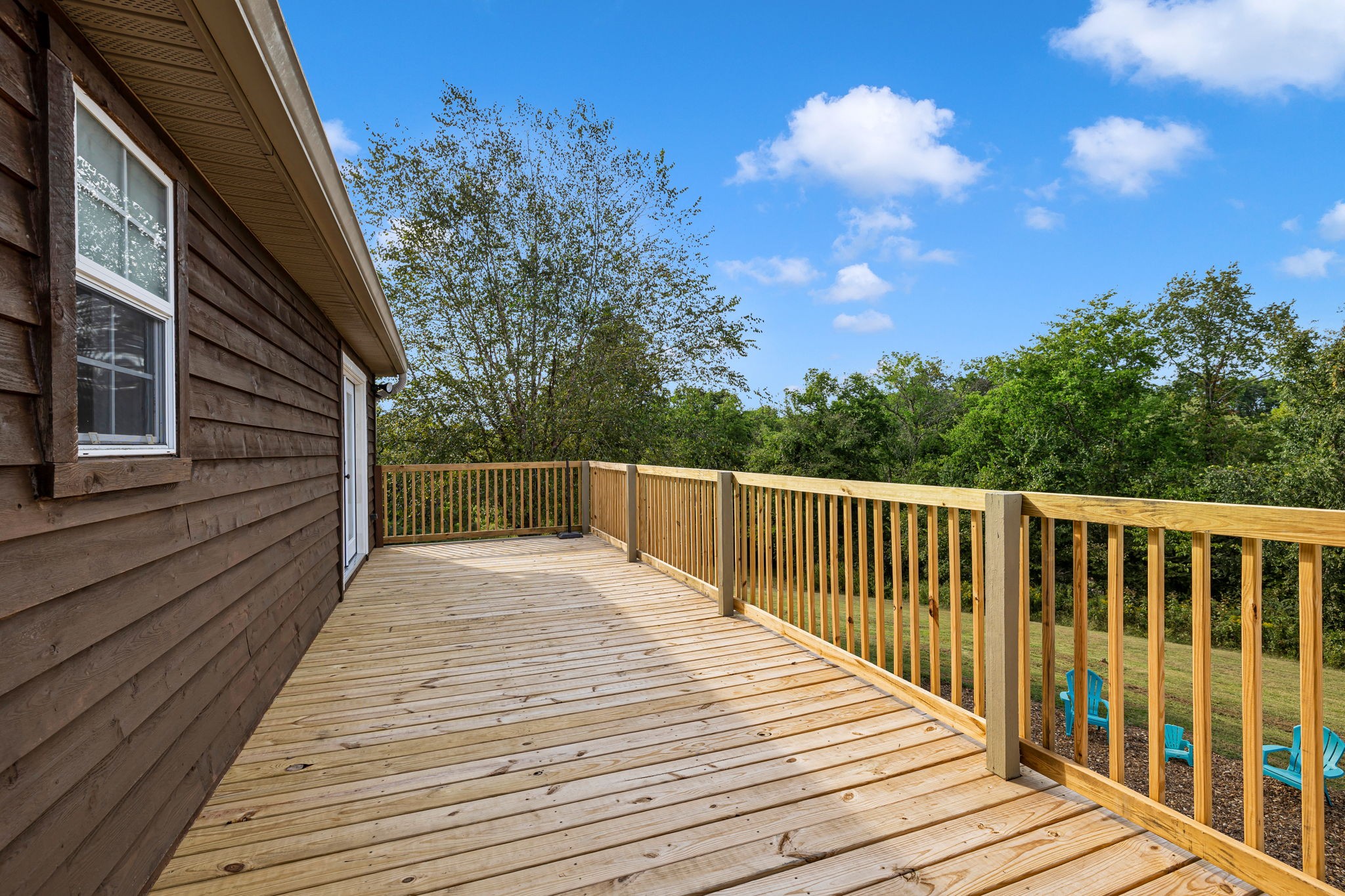 2188 Hicks Lane Columbia, TN 38401 - Photo 36 of 61 a balcony with wooden floor and fence