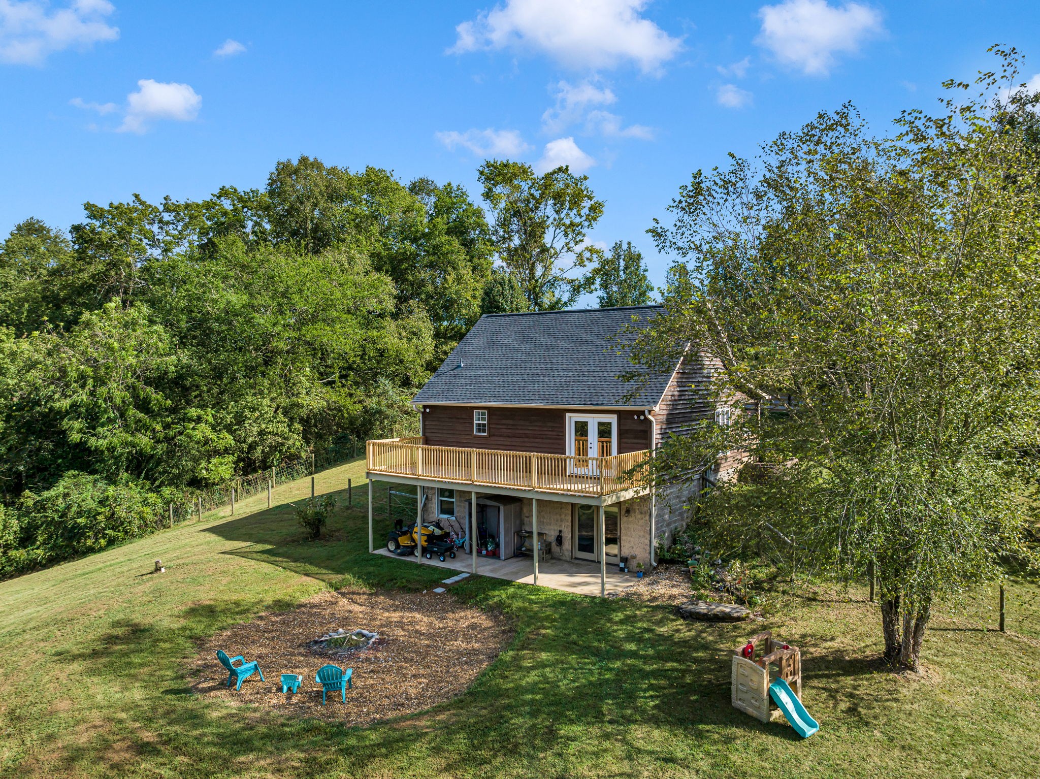 2188 Hicks Lane Columbia, TN 38401 - Photo 57 of 61 a view of a house with a yard balcony and sitting area