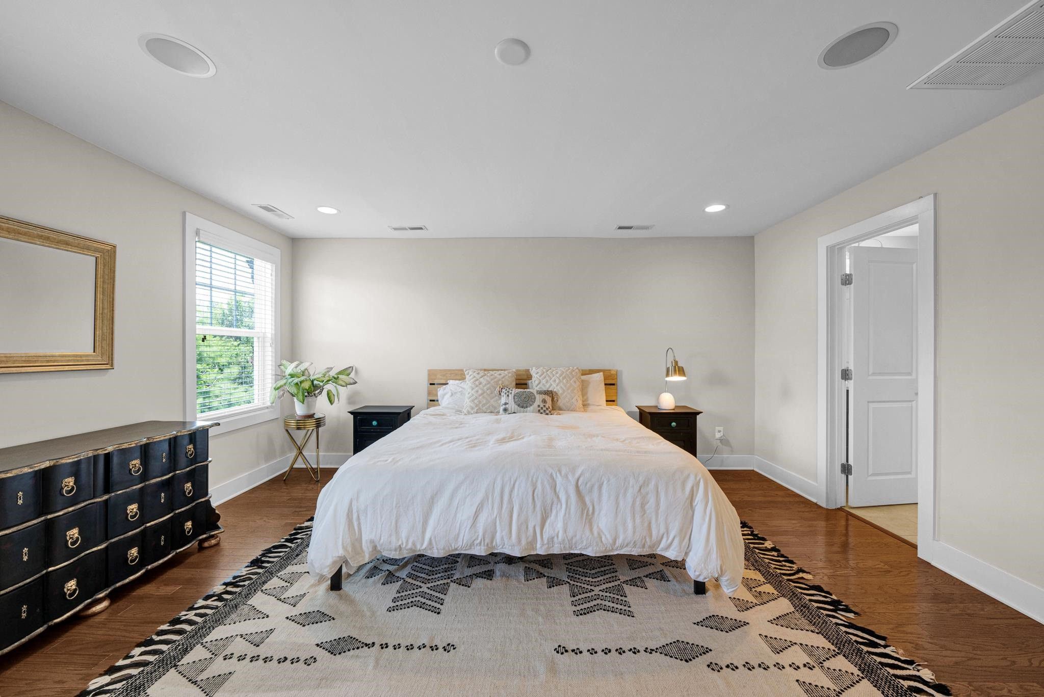 521 North Person Street, Unit 203 Raleigh, NC 27604 - Photo 5 of 32 Photo 5