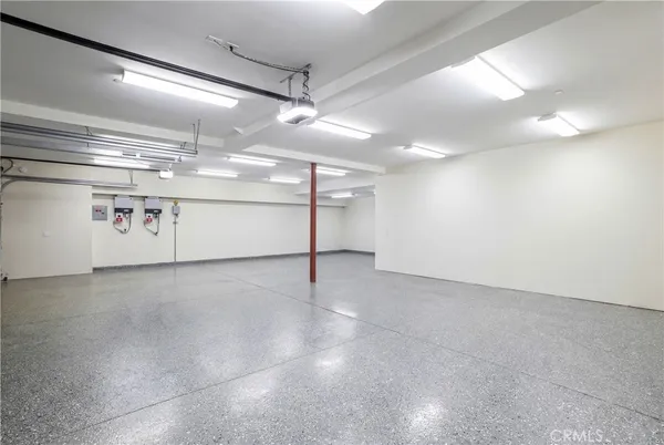 a view of a garage