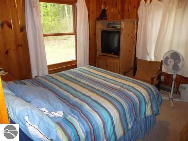 8701 Gedman Road Mancelona, MI 49659 - Photo 16 of 25 1746381-15.JPG