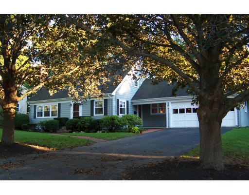 38 Brewster Road Hingham, MA 02043 - Photo 1 of 6 Gallery Image 1