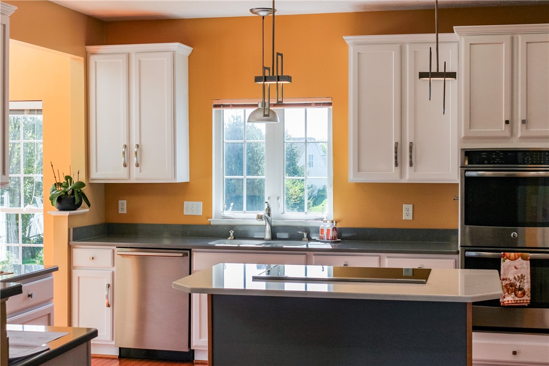 2 Hamilton Road Perinton, NY 14450 - Photo 12 of 39 Kitchen