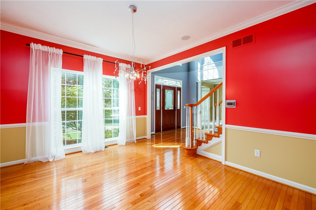 2 Hamilton Road Perinton, NY 14450 - Photo 18 of 39 Dining Room