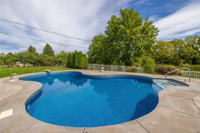 $795,000 | 2 Hamilton Road, Perinton, NY 14450