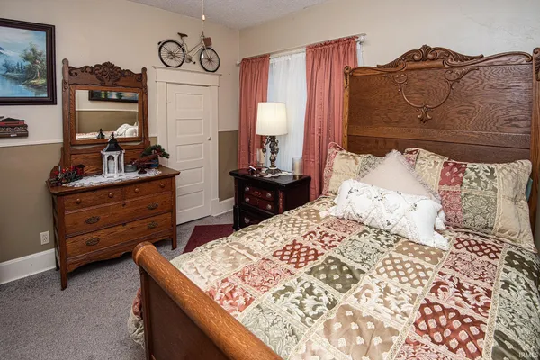 $200,000 | 304 South 9th Street, Vincennes, IN 47591