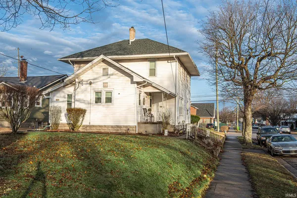 $200,000 | 304 South 9th Street, Vincennes, IN 47591