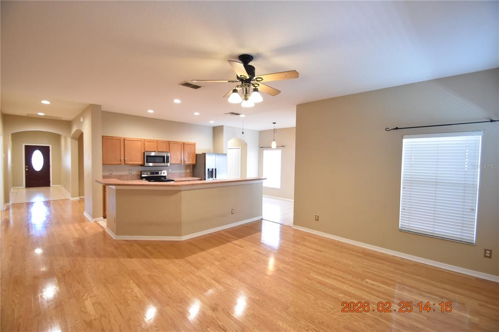 813 Parsons Pointe Street Seffner, FL 33584 - Photo 11 of 44