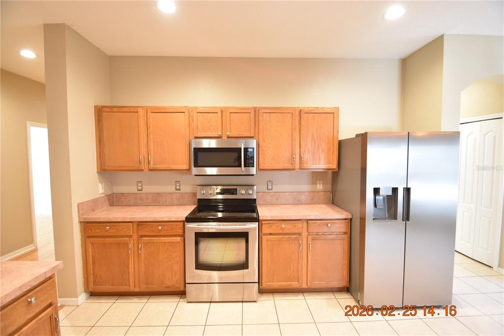 813 Parsons Pointe Street Seffner, FL 33584 - Photo 14 of 44