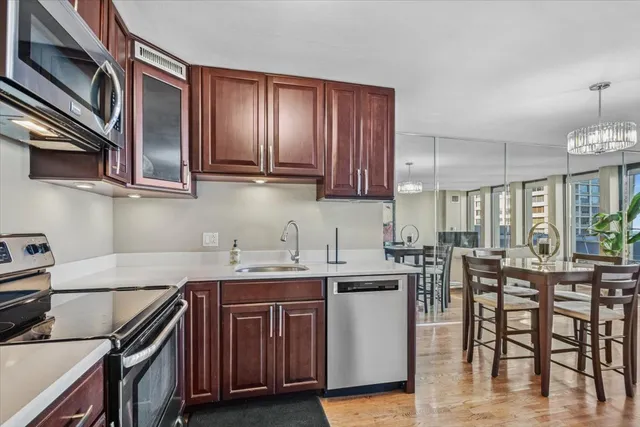 $239,000 | 100 East Walton Street, Unit 33A, Chicago, IL 60611