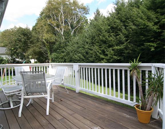 2 Sycamore Road Wakefield, MA 01880 - Photo 17 of 21 Gallery Image 17