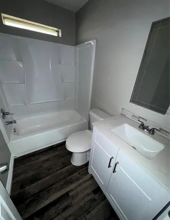 $1,000 | 410 South College Drive, Keene, TX 76059