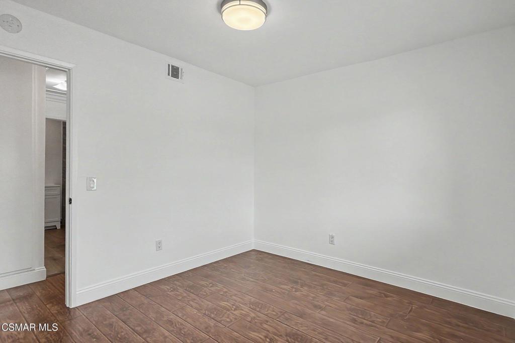 510 Spring Road, Unit 120 Moorpark, CA 93021 - Photo 19 of 34