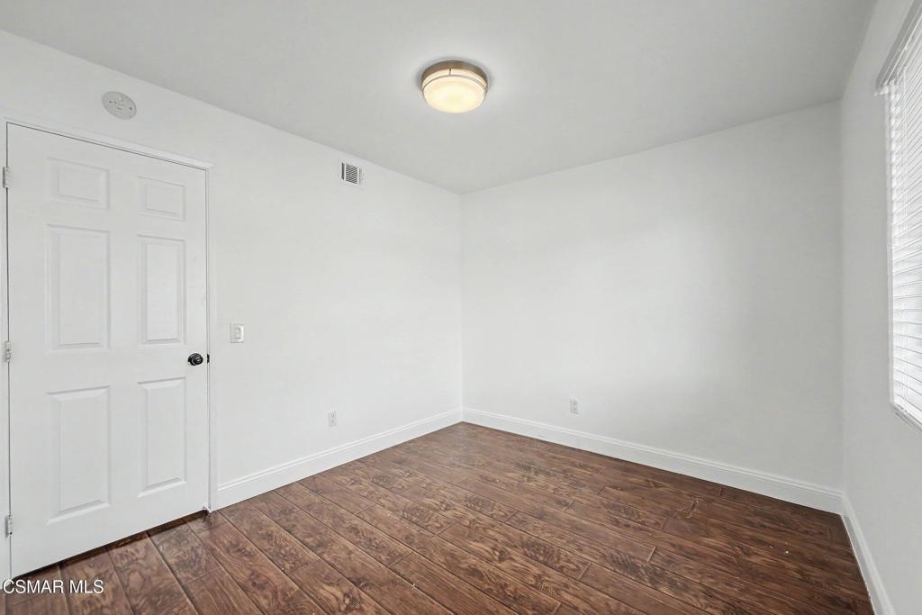 510 Spring Road, Unit 120 Moorpark, CA 93021 - Photo 21 of 34
