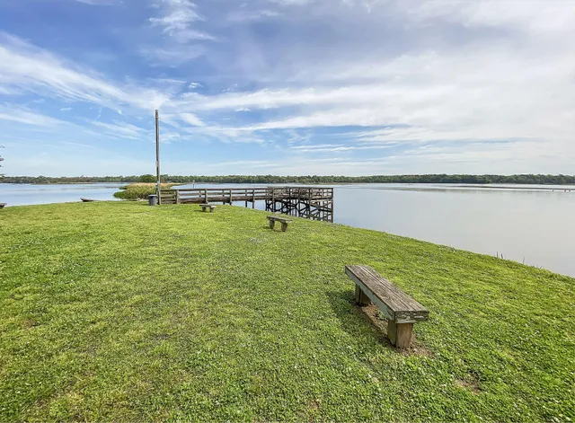 $390,200 | 1019 Live Oak Avenue, Moncks Corner, SC 29461