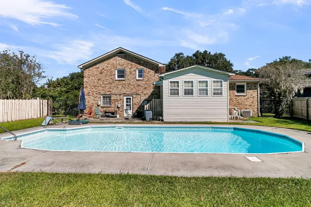 $390,200 | 1019 Live Oak Avenue, Moncks Corner, SC 29461