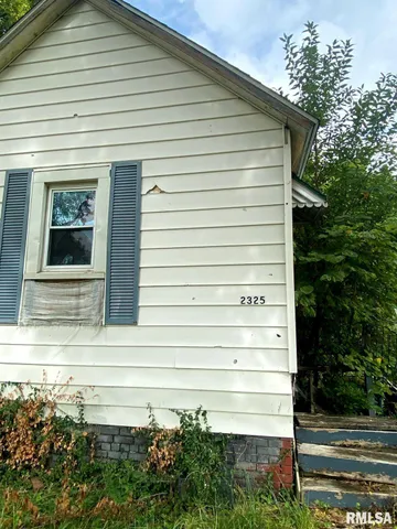 $16,000 | 2325 East Spruce Street, Springfield, IL 62703