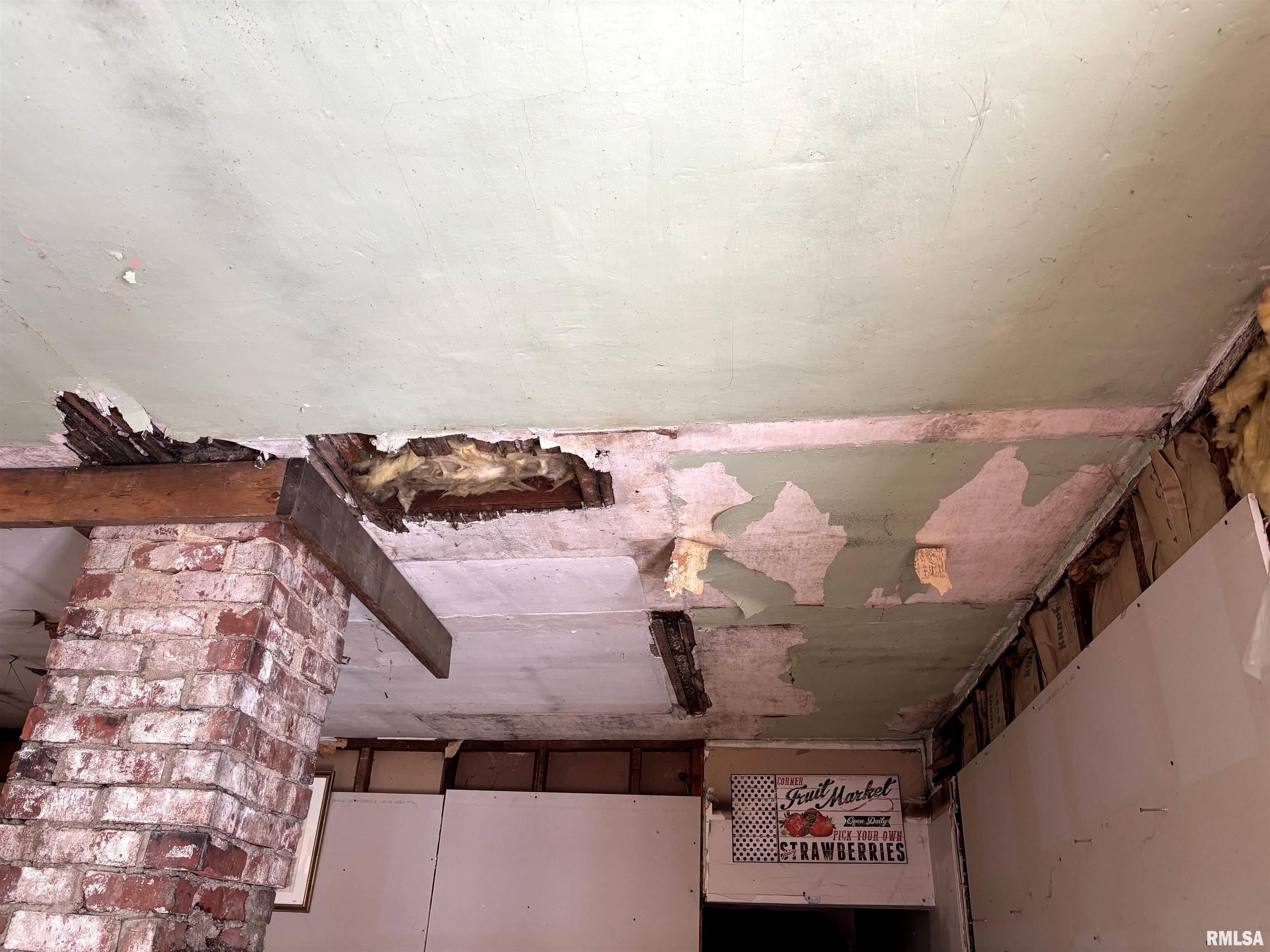 2325 East Spruce Street Springfield, IL 62703 - Photo 8 of 11