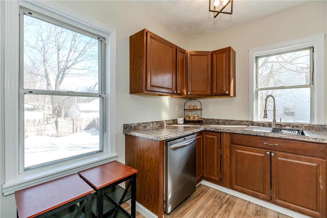 31 Anthony Street Coventry, RI 02816 - Photo 13 of 31 Kitchen