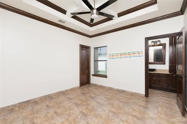 $1,700 | 208 Thornwood Loop, Rio Grande City, TX 78582