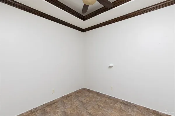 $1,700 | 208 Thornwood Loop, Rio Grande City, TX 78582