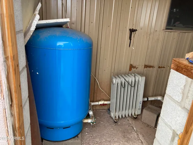 a view of front door with a door