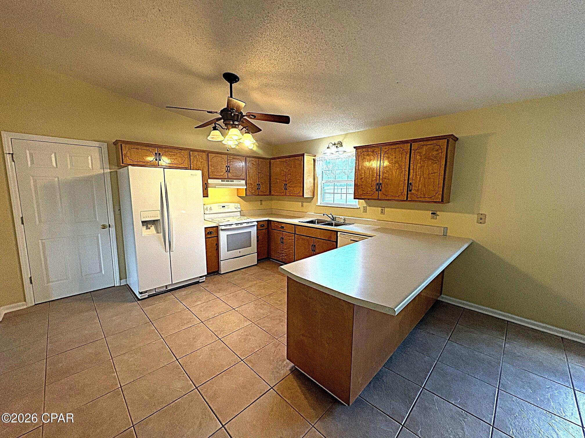 3352 Caverns Road Marianna, FL 32446 - Photo 16 of 82 Gallery Image 16