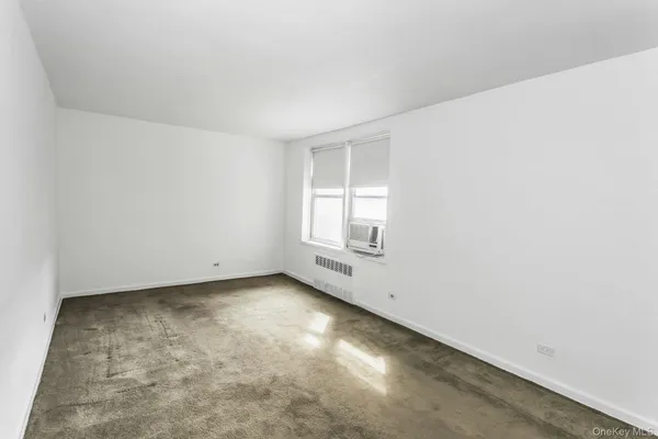 $218,000 | 33-45 90th Street, Unit 3G | Jackson Heights