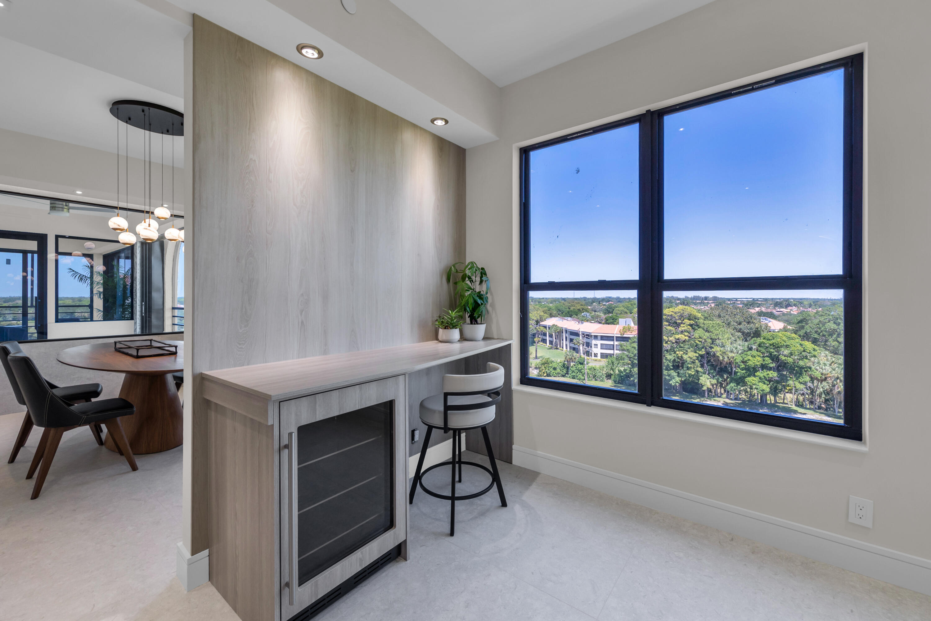 7351 Promenade Drive, Unit 801F Boca Raton, FL 33433 - Photo 13 of 47 Beverage center/eat in counter