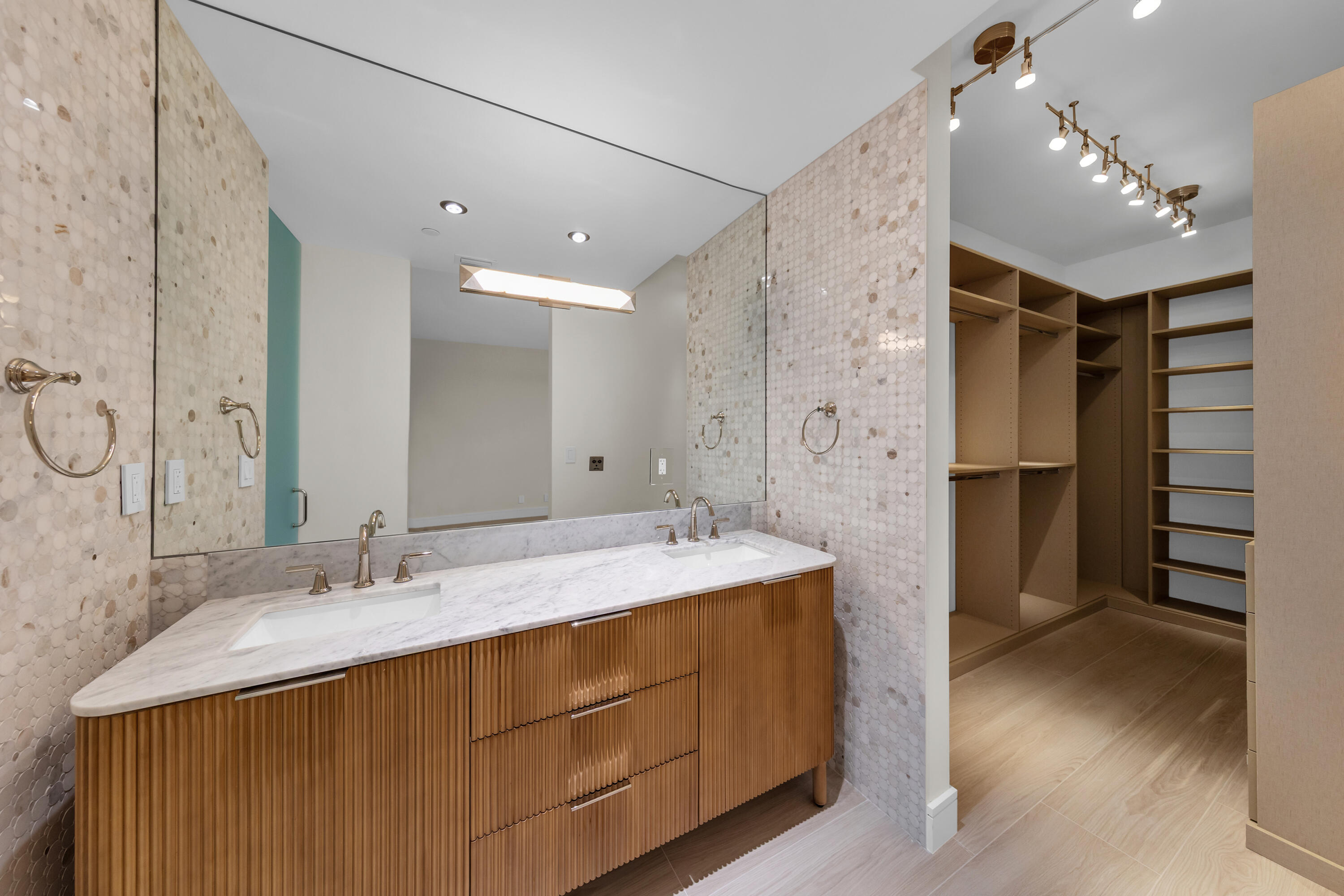 7351 Promenade Drive, Unit 801F Boca Raton, FL 33433 - Photo 24 of 47 Ensuite Primary Vanity