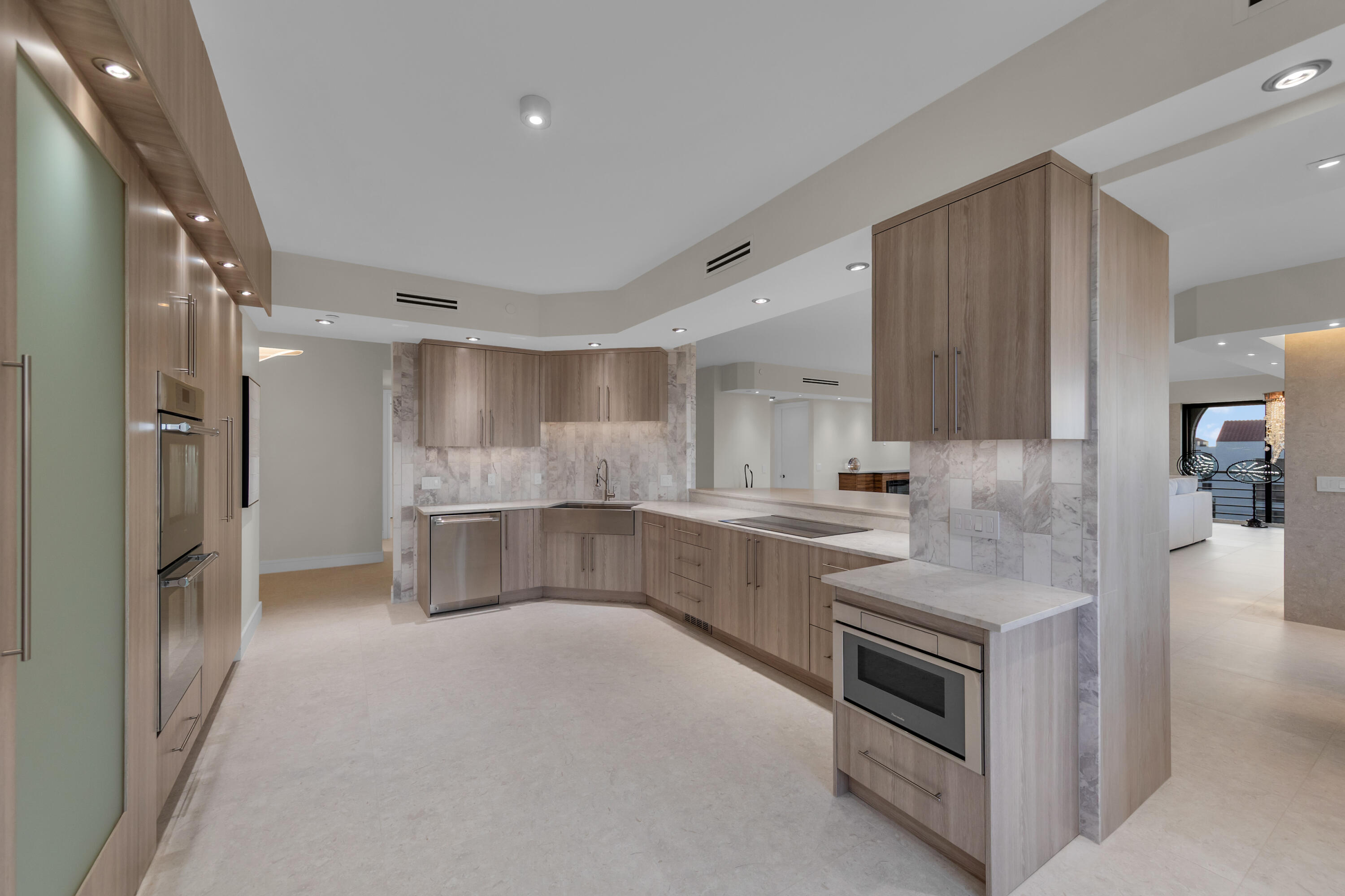 7351 Promenade Drive, Unit 801F Boca Raton, FL 33433 - Photo 10 of 47 Kitchen