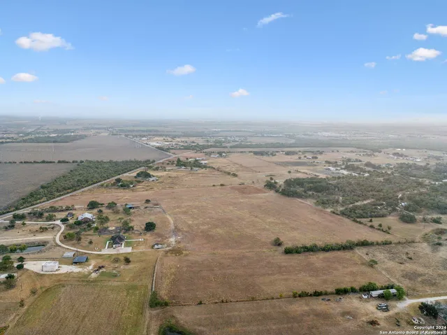 $450,000 | 0 Youngsford Road, Marion, TX 78124