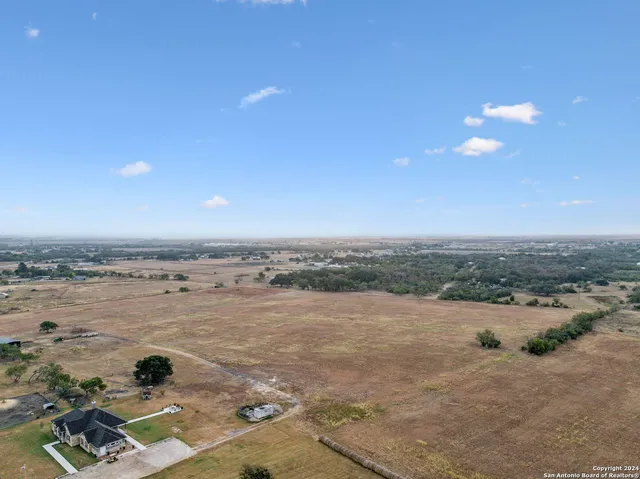 $450,000 | 0 Youngsford Road, Marion, TX 78124