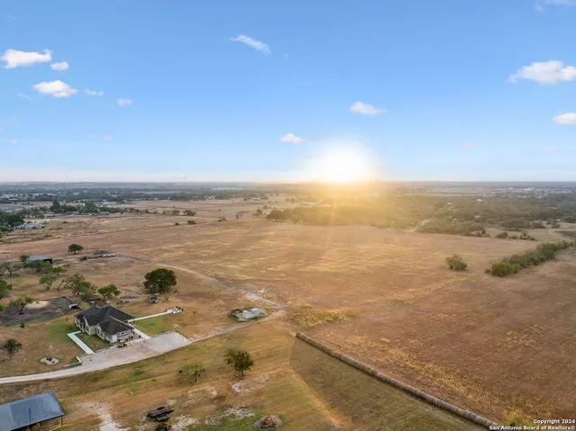 $450,000 | 0 Youngsford Road, Marion, TX 78124