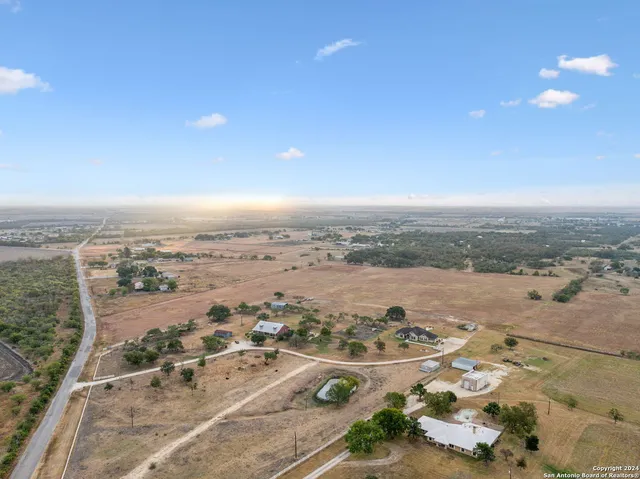 $450,000 | 0 Youngsford Road, Marion, TX 78124