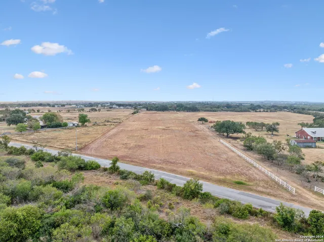 $450,000 | 0 Youngsford Road, Marion, TX 78124