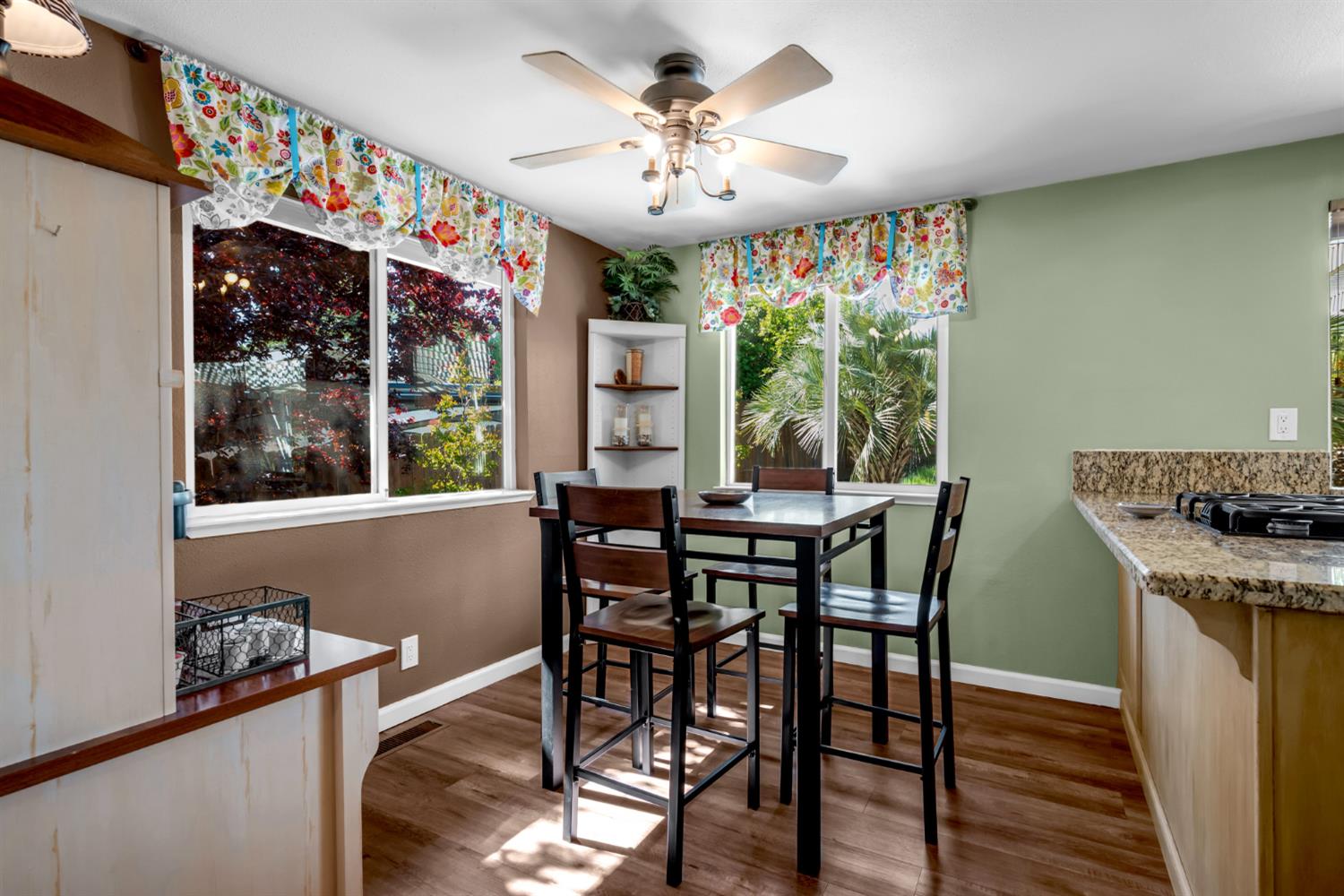 2954 Oakleaf Drive Cameron Park, CA 95682 - Photo 10 of 36