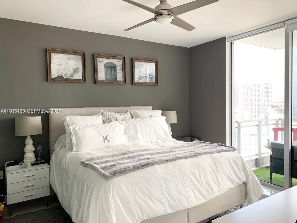 92 Southwest 3rd Street, Unit 2312 Miami, FL 33130 - Photo 5 of 15