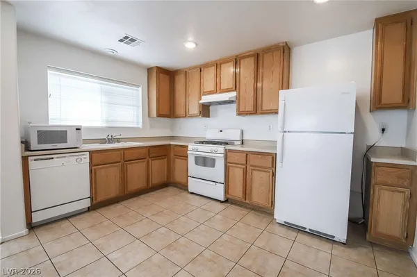 $1,650 | 7204 Platinum Peak Avenue, Las Vegas, NV 89129