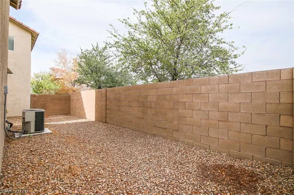 $1,650 | 7204 Platinum Peak Avenue, Las Vegas, NV 89129