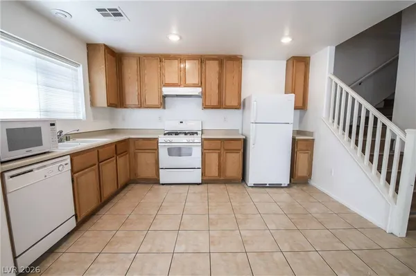 $1,650 | 7204 Platinum Peak Avenue, Las Vegas, NV 89129