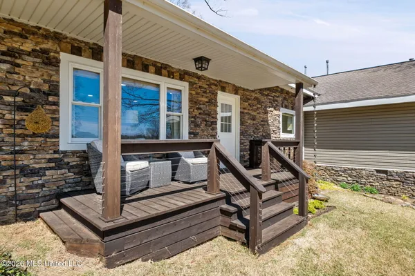 $414,900 | 7300 West Shahkoka Drive, Olive Branch, MS 38654