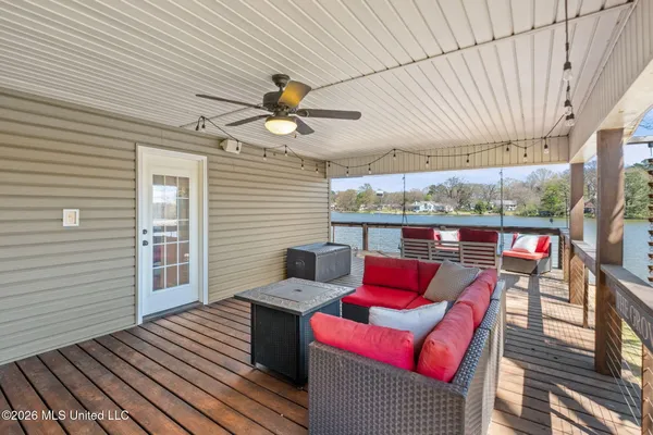 $414,900 | 7300 West Shahkoka Drive, Olive Branch, MS 38654