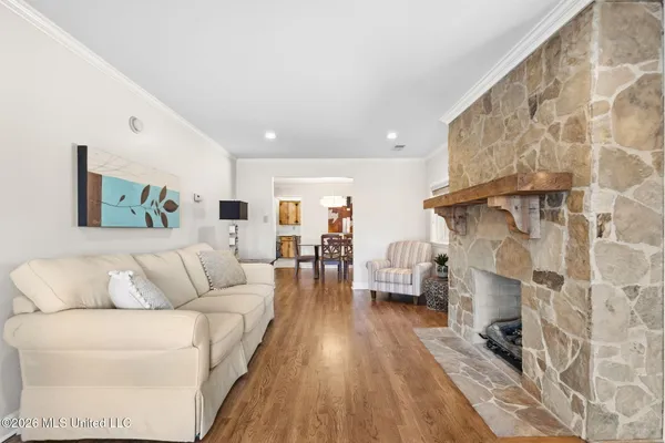 $414,900 | 7300 West Shahkoka Drive, Olive Branch, MS 38654