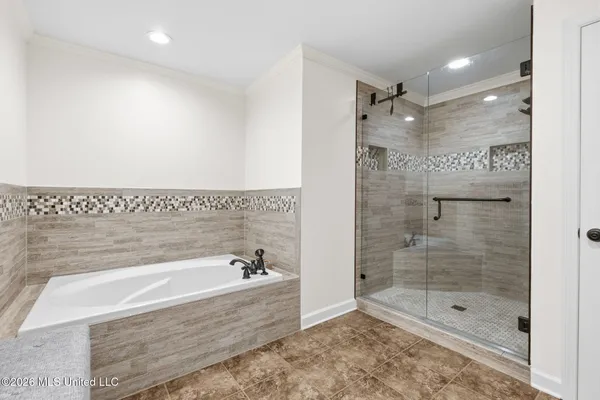 $414,900 | 7300 West Shahkoka Drive, Olive Branch, MS 38654