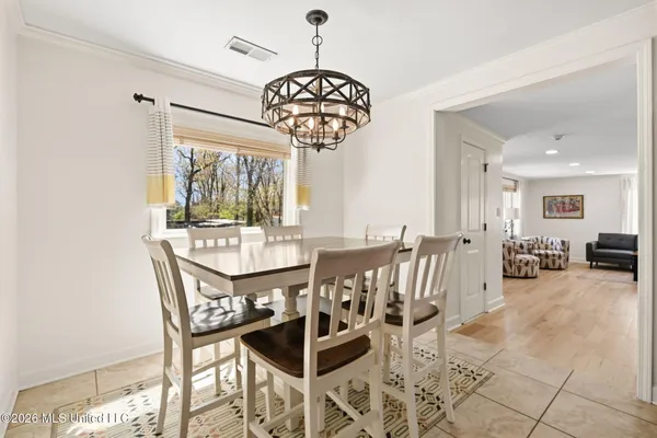 $414,900 | 7300 West Shahkoka Drive, Olive Branch, MS 38654