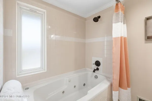 $414,900 | 7300 West Shahkoka Drive, Olive Branch, MS 38654