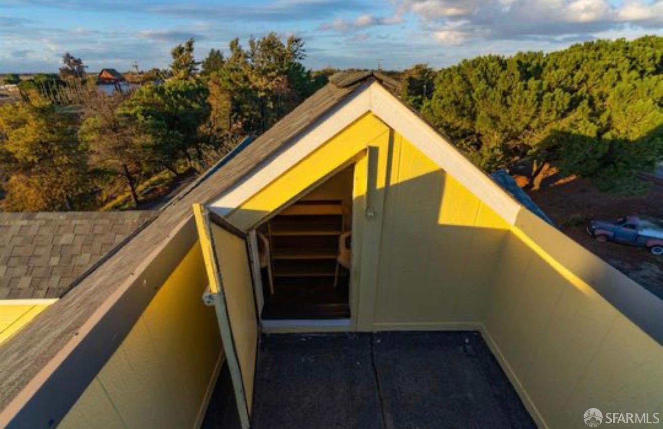 4100 Gateway Road Bethel Island, CA 94511 - Photo 28 of 53 a view of balcony